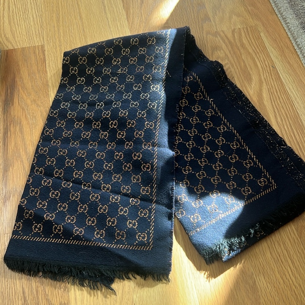 Gucci GG  Pattern Knitted Scarf